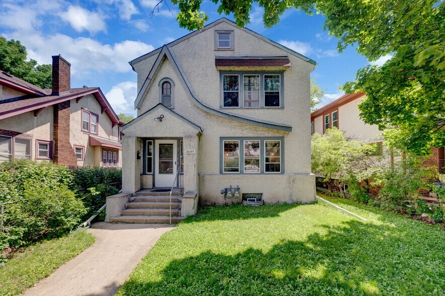 Building Photo - 3649 3rd Ave S
