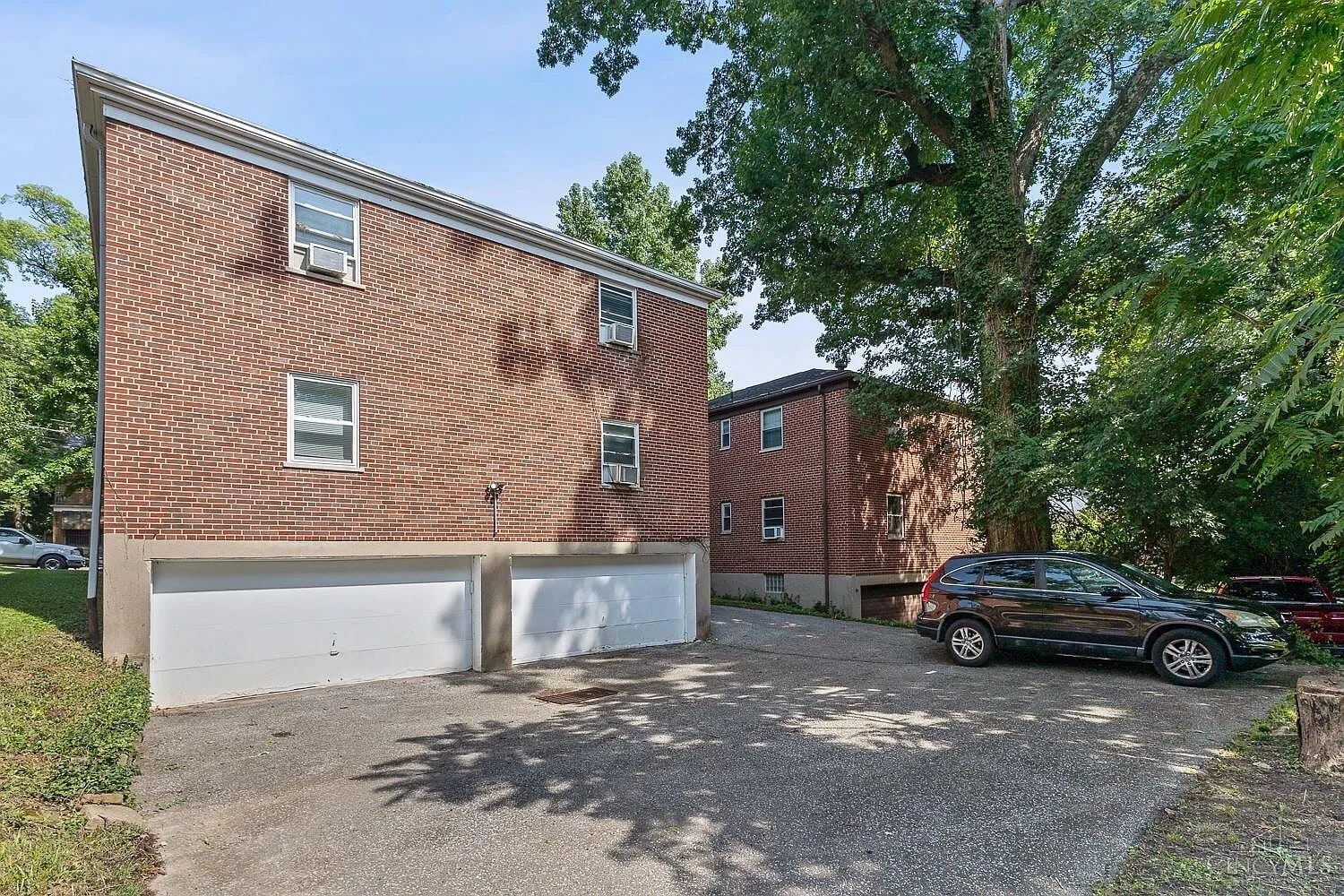 Building Photo - 6317 Girard Ave