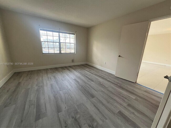 Building Photo - 5731 NW 37th St