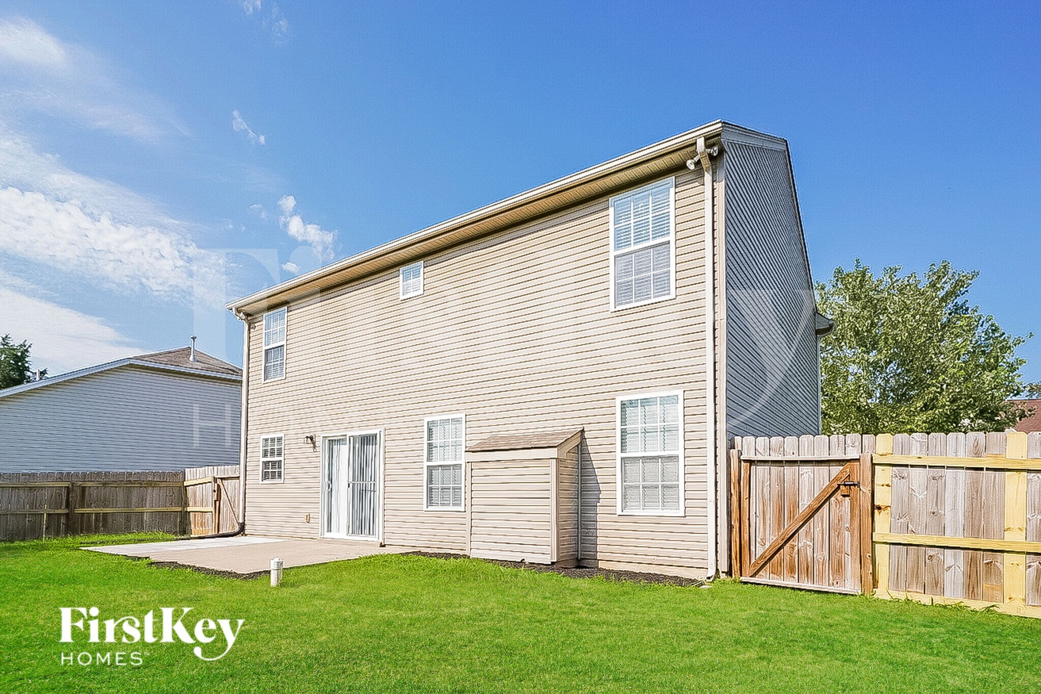 Building Photo - 1692 Comanche Run