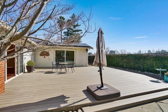 Building Photo - 1966 Westover Dr