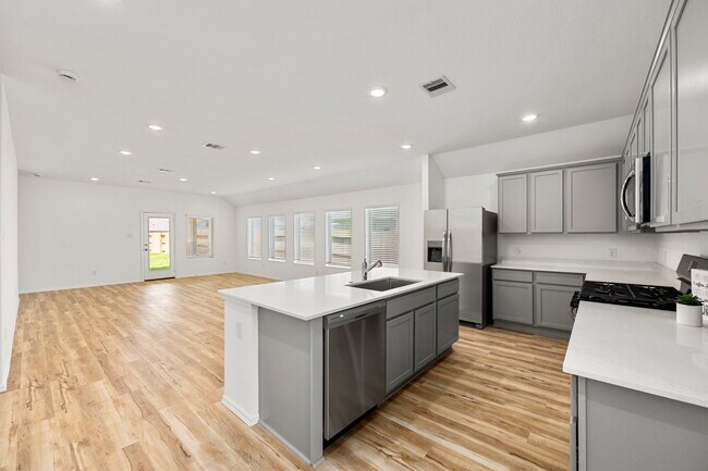 Building Photo - 7339 Bartoncliff Dr