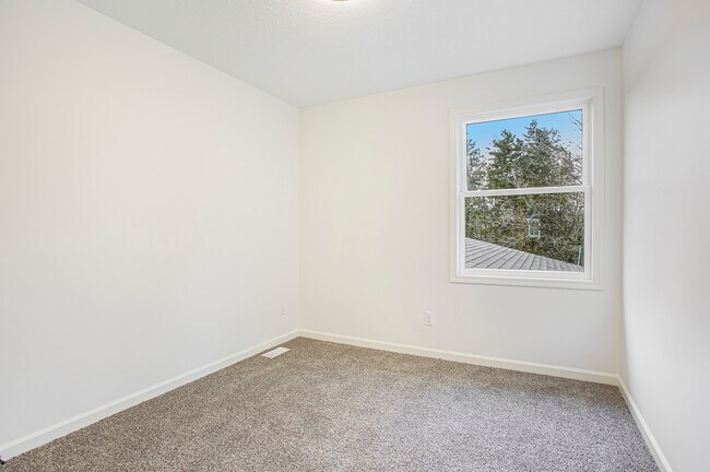 Building Photo - 174 N Monroe St