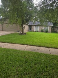 Building Photo - 15803 Munson Ln