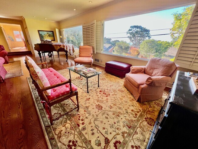 Building Photo - Charming and Accommodating Carmel-by-the-Sea Home coming soon!