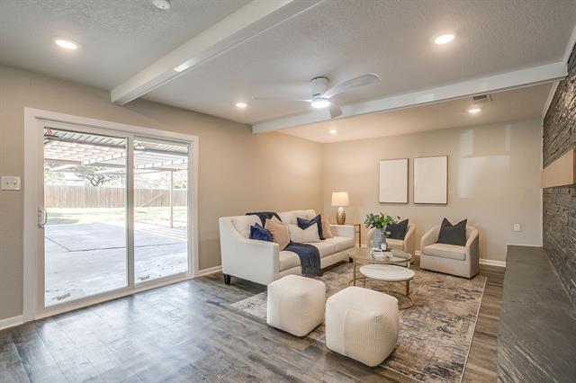 Building Photo - 6940 Bal Lake Dr
