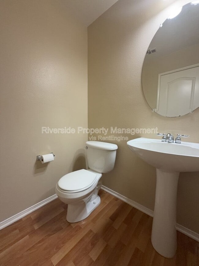 Building Photo - 3882 Strand Way