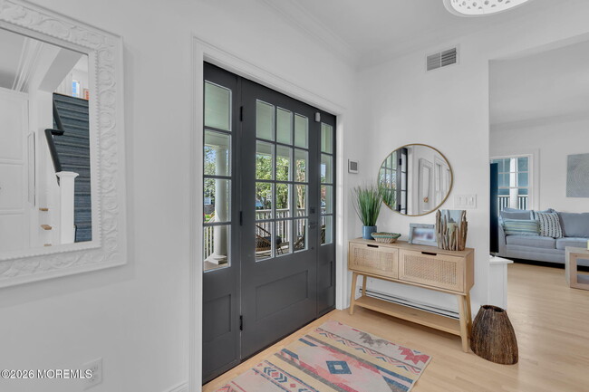 Building Photo - 112 Sylvania Ave