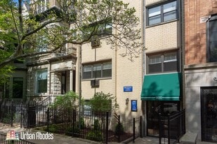 Building Photo - 1424 N Dearborn St