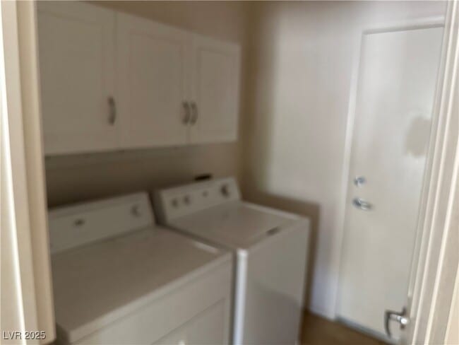 Building Photo - 7922 N Crested Starling Ct