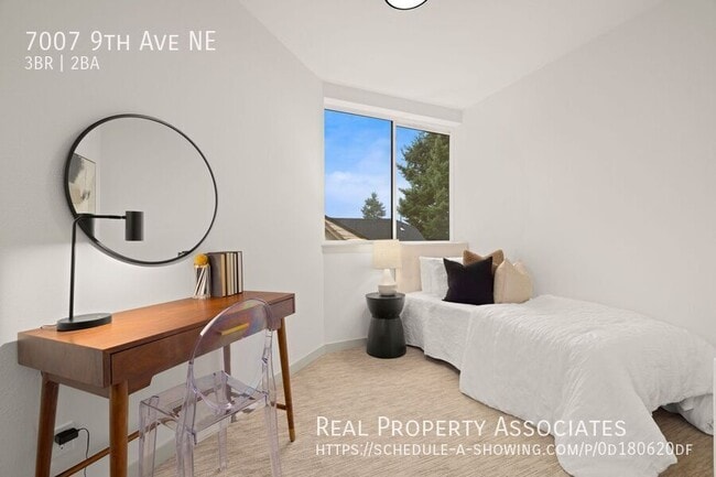 Building Photo - 7007 9th Ave NE