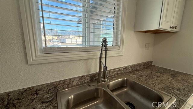 Building Photo - 2250 W Darby St