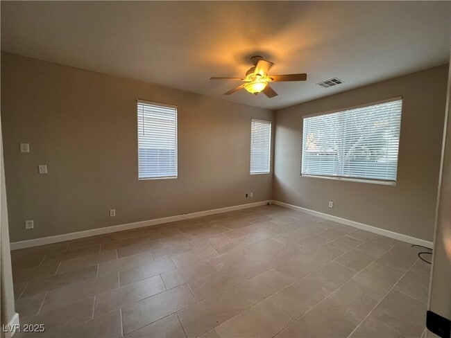 Building Photo - 8824 Iron Hitch Ave