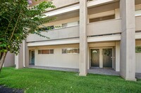 Building Photo - 12600 Melville Dr