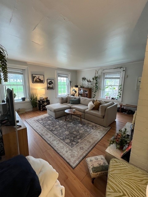 Building Photo - 6401 Fifth Ave