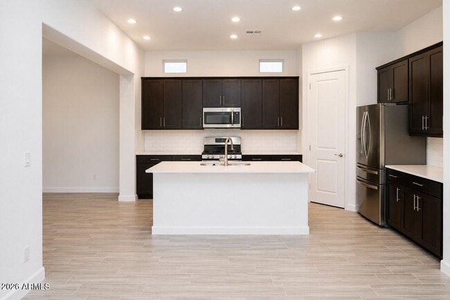 Building Photo - 9803 E Thornbush Ave