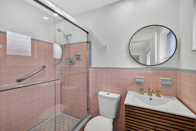 Building Photo - 4442 Sea Grape Dr