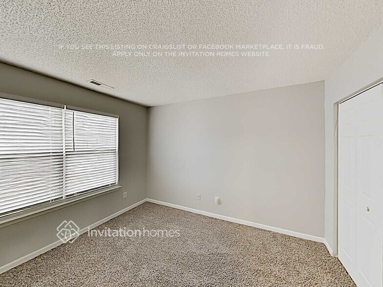 Building Photo - 10538 Plantain Ct