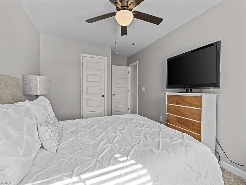 LVL 2 Bedroom 3 - 187 Peck Ln