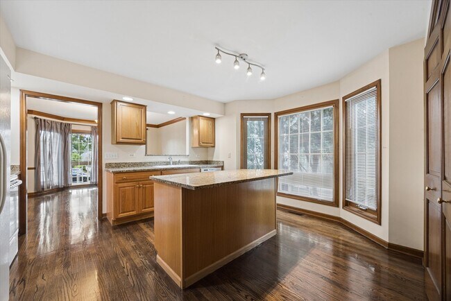Building Photo - 5711 Fox Gate Ln