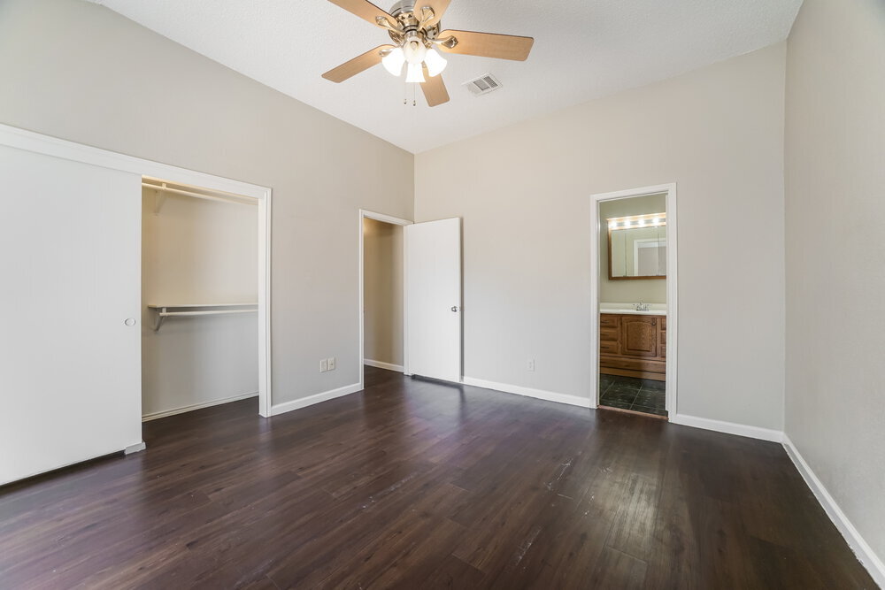 Building Photo - 17219 Harmony Hill Dr