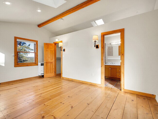 Building Photo - 30100 Fir Dr