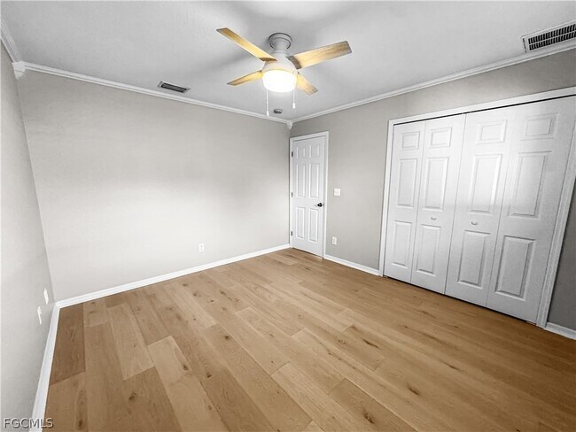 Building Photo - 326 SW 29th St