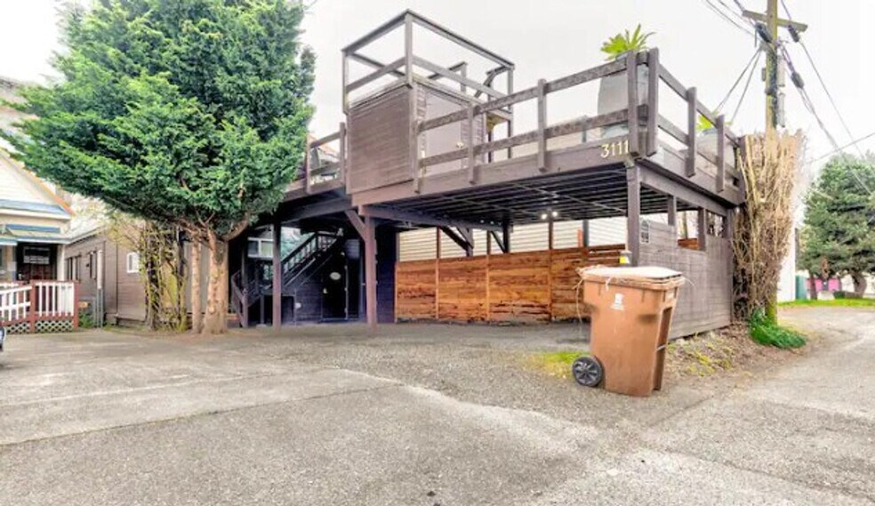 Building Photo - 3109 6th Ave