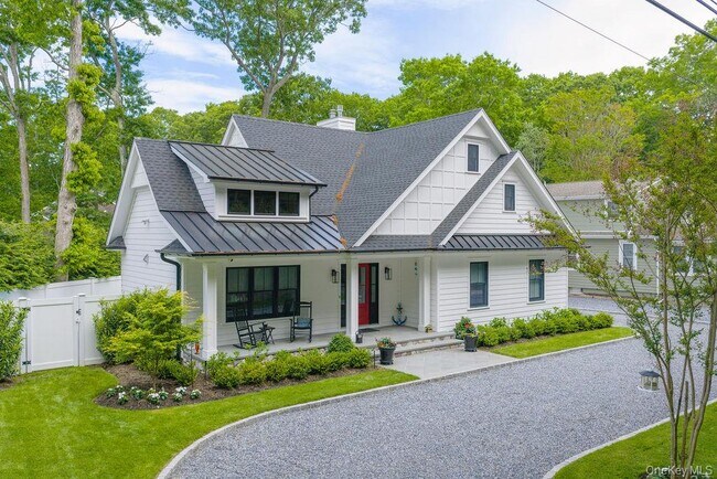 Building Photo - 4525 S Harbor Rd