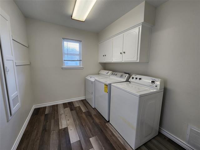 Building Photo - 1401 E Sherman Dr