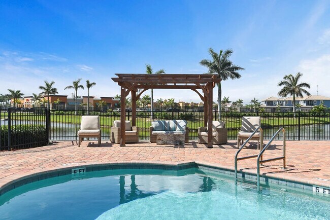 Building Photo - 132 Mediterranean Way