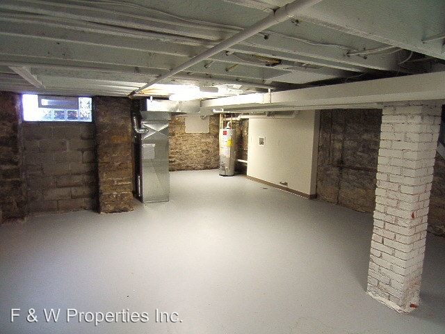 Building Photo - 1055-1057 Neil Ave