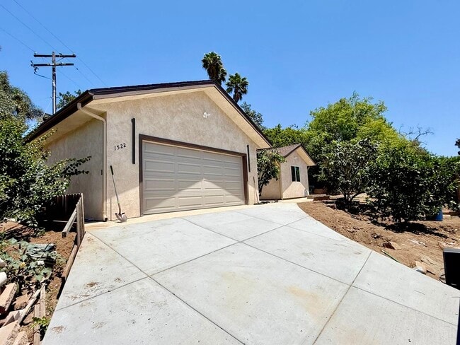 Building Photo - 1522-30 Falda Del Cerro Ct