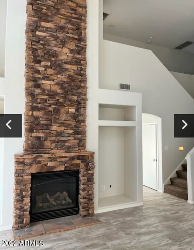 Building Photo - 44425 W Oster Dr