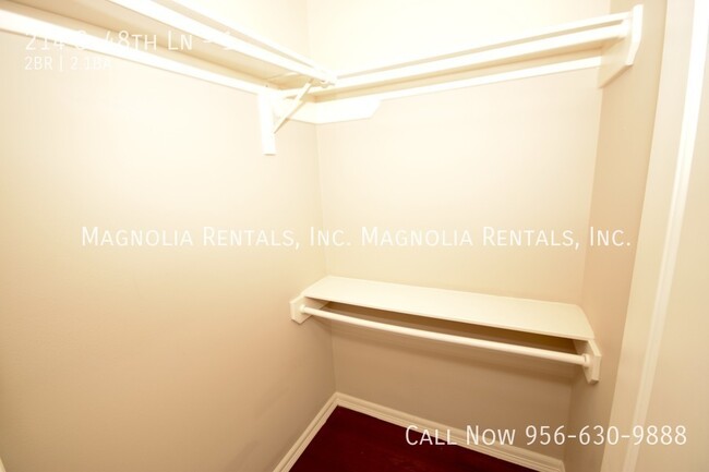 Building Photo - Shary Landing Townhouse - 2bed & 2.5 bath ...