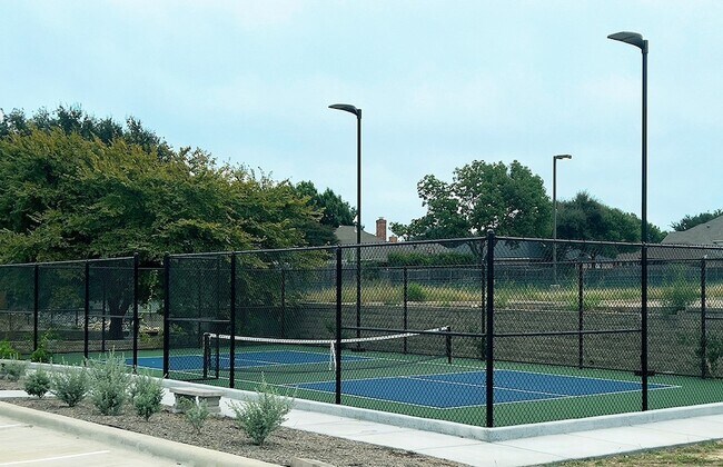 Building Photo - 7721 Dutch Branch Rd