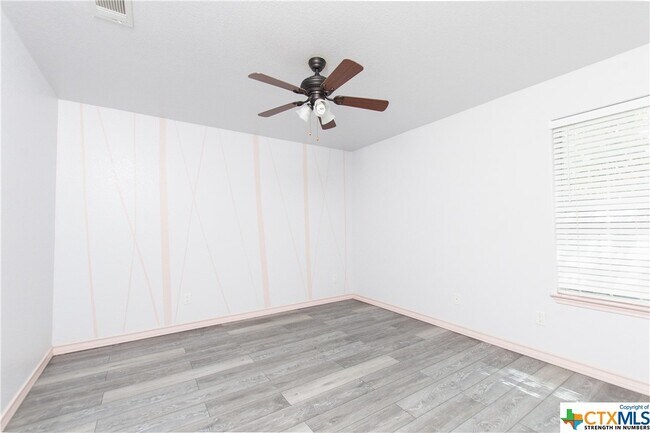 Building Photo - 2903 Scottsdale Dr