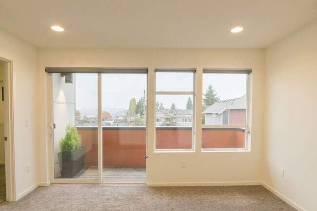 Building Photo - 3Bd/3.25Ba Seattle Home