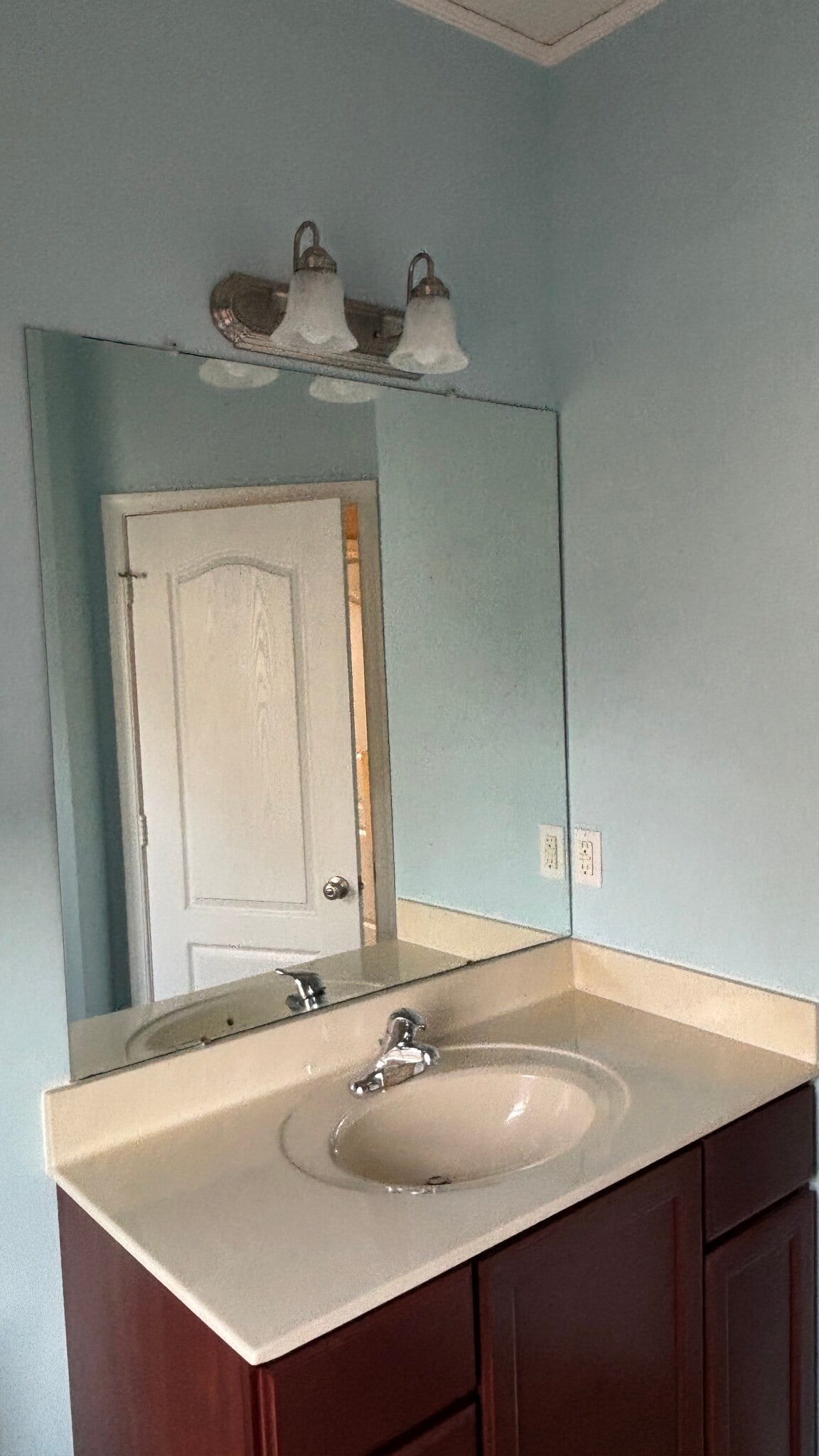 2nd bathroom - 1806 S Pollock Way