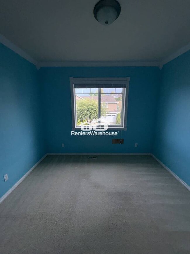 Building Photo - 4 Bedroom Maple Valley Home with a Bonus Room!