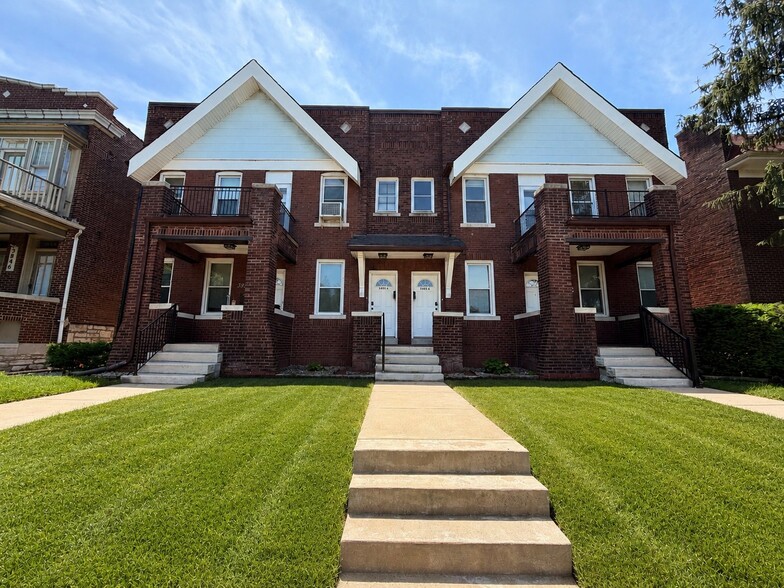 Building Photo - 3850 De Tonty St