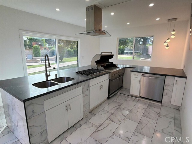 Building Photo - 9455 Brandon Ct
