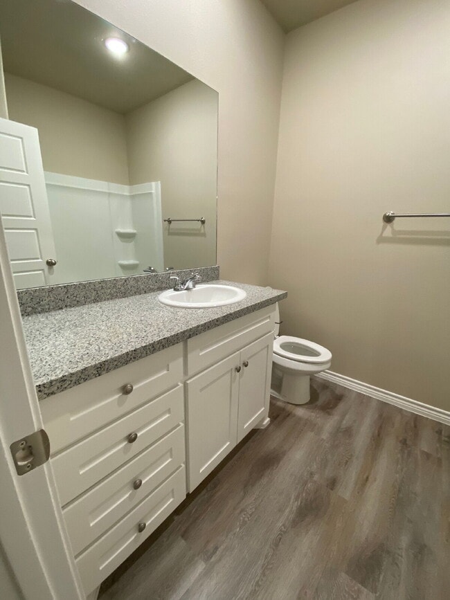 Building Photo - 3/2/2 in Frenship ISD!