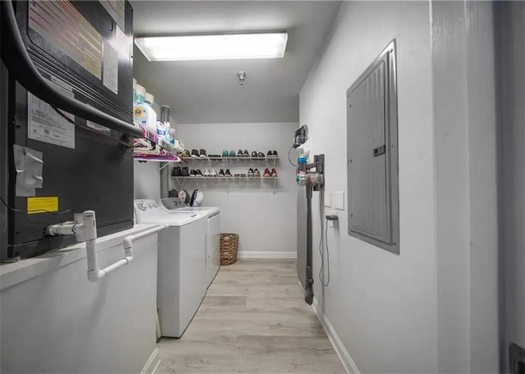 Building Photo - 308 St Louis St