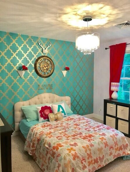 First guest bedroom - 10 Brookside Ln