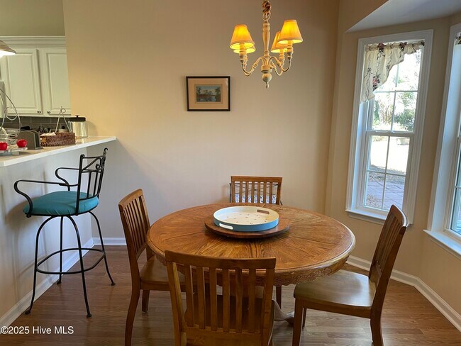 Building Photo - 872 Sandpiper Bay Dr SW