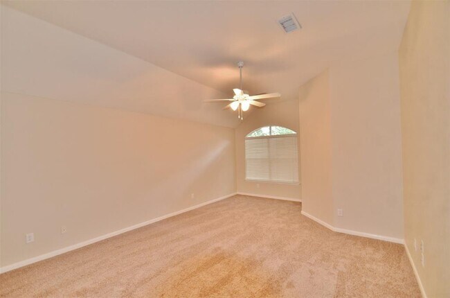 Building Photo - 10 Cypress Bayou Ct