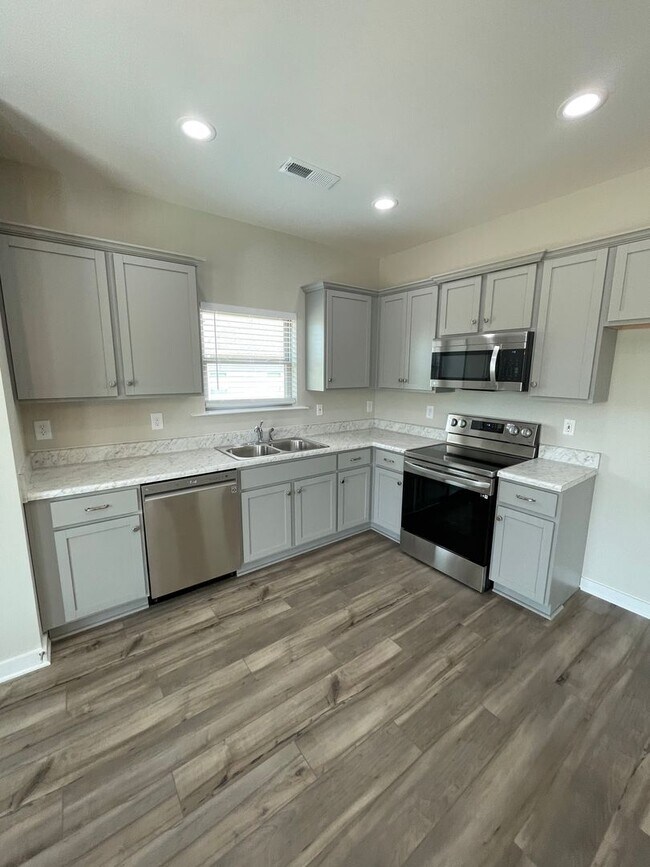 Building Photo - Home for Rent in Eva, AL!! Available to Vi...