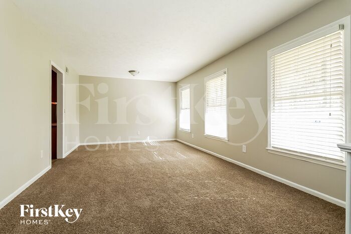 Building Photo - 5551 Four Winds Dr SW