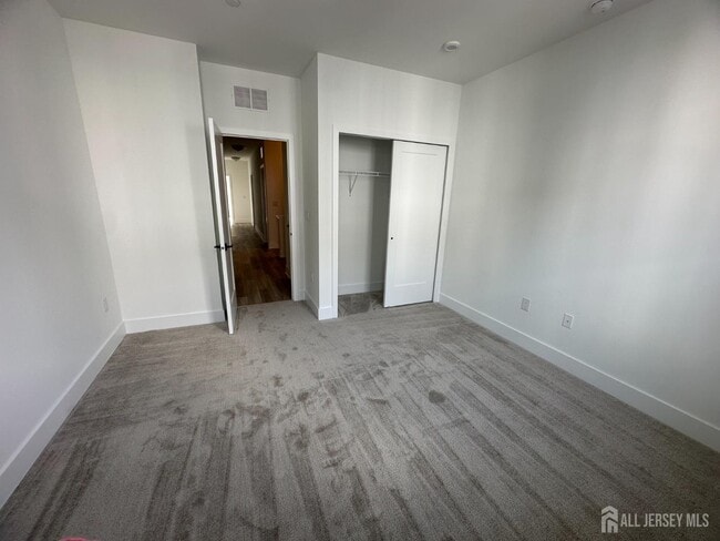 Building Photo - 10102 Donatello Dr